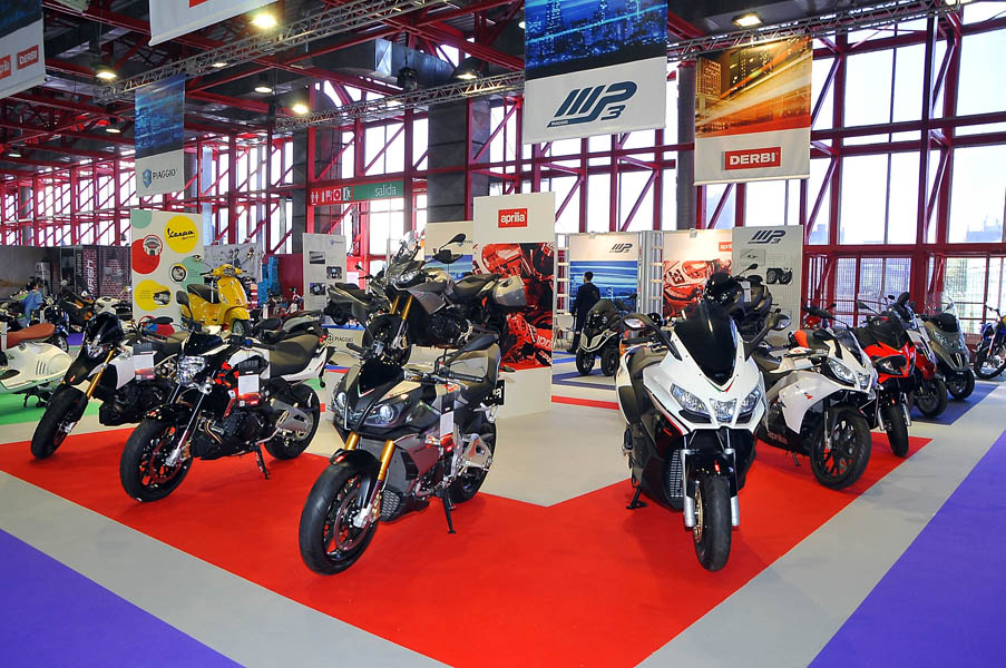 Moto Madrid III Salón Comercial de Motocicleta. En ascenso | y