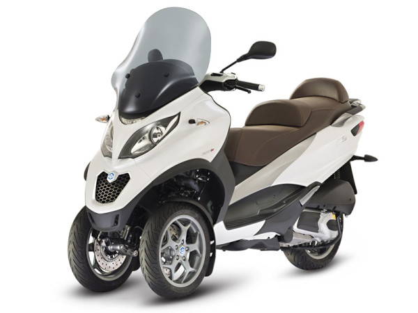 Nuevo Piaggio MP3 300 LT ABS ASR. Más seguro y equipado