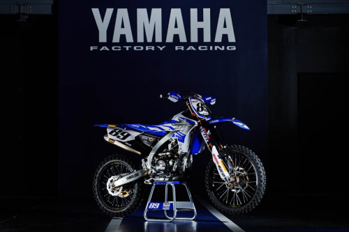 Presentacion equipos Yamaha 2015 08