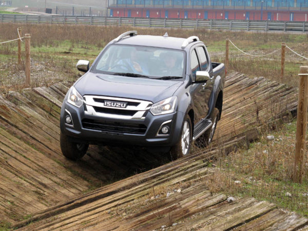 Presentacion Isuzu D-Max 2017 04