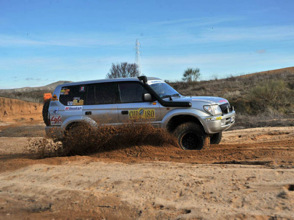 Preparación Toyota Land Cruiser KDJ95 Expedition