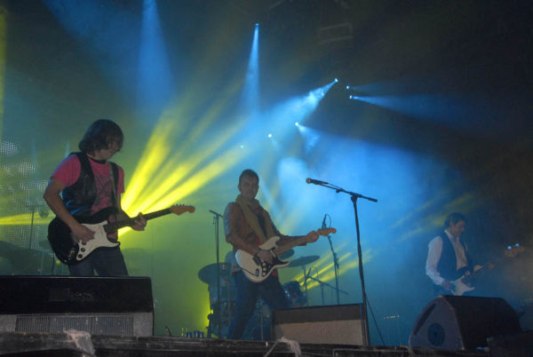 Cañoneros en concierto