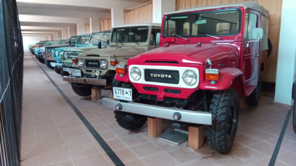 Conociendo Marruecos (10). Museo de automoción de Merzouga